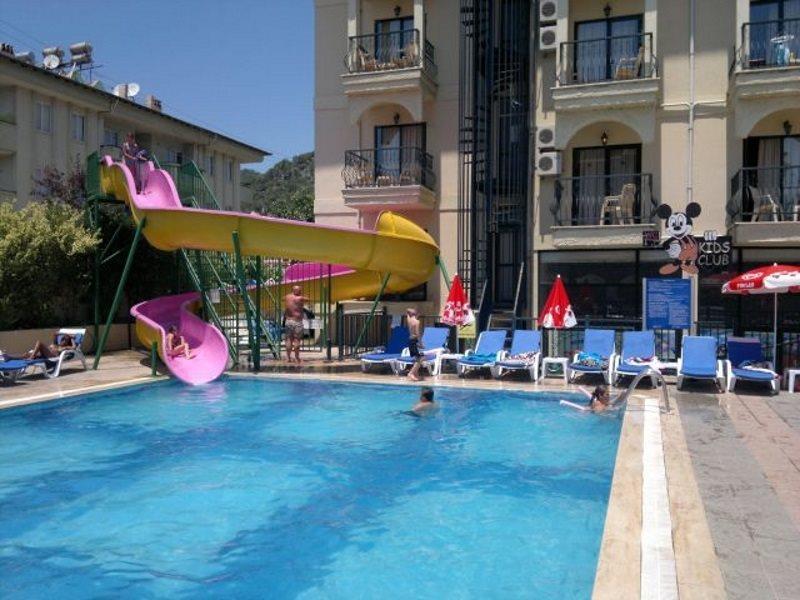 Club Green Dream Hotel 말마리스 외부 사진